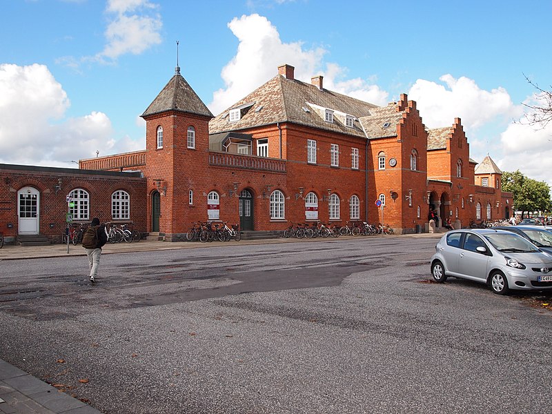 File:Holstebro Station 02.jpg