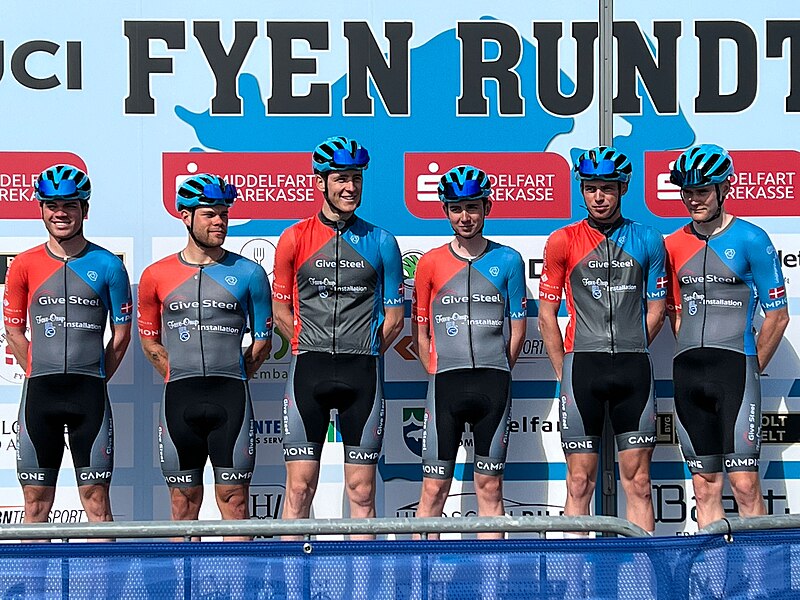 File:Team Give Steel-2M Cycling Elite - Fyen Rundt 2023.jpg