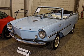 Une Amphicar de 1964.