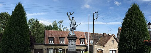 Sailly-Lez-Lannoy 59390 Monument aux Morts.jpg