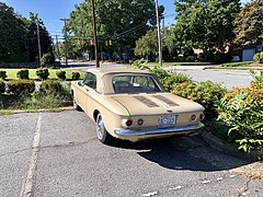 Chevrolet Corvair, Morganton, NC (49010466752).jpg