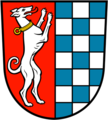 hinten Blau-silber geschacht (Wappen der Stadt Vetschau)