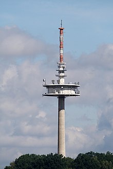 Fernmeldeturm Wardböhmen (Bergen) IMG 1977.jpg