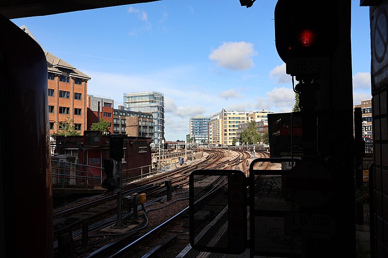 File:Harrow-on-the-Hill Underground Station (August 2023) 01.jpg