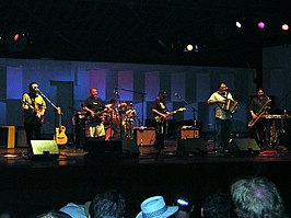 Los Lobos tijdens een optreden in 2005.