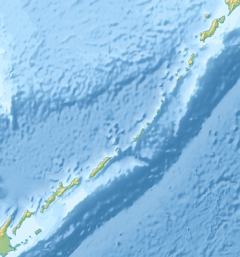 홋카이도 동쪽 해역 지진은(는) 쿠릴 열도 안에 위치해 있다