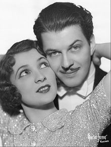 Description de l'image Myrt and Marge Vinton Hayworth Donna Damerel 1935.JPG.