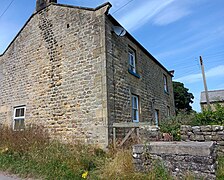 Ellingstring, farmhouse in village - geograph.org.uk - 6914651.jpg