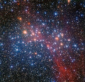 Otevřená hvězdokupa NGC 3532 na snímku z dalekohledu o průměru 2,2 m na observatoři La Silla. Autor: ESO.