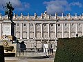 IV. Fülöp szobra a Palacio Real előtt