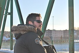 Veste d'hiver avec capuche à col de fourrure.jpg