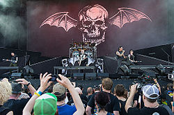 Avenged Sevenfold vuonna 2014. (vasemmalta oikealle: Zacky Vengeance, Johnny Christ, M. Shadows ja Synyster Gates.)