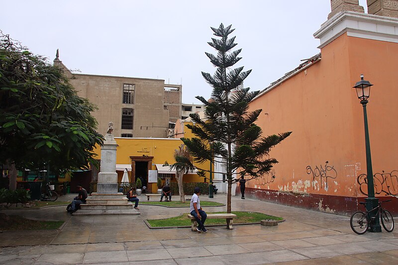 File:Trujillo (Peru), 2023 (20).jpg