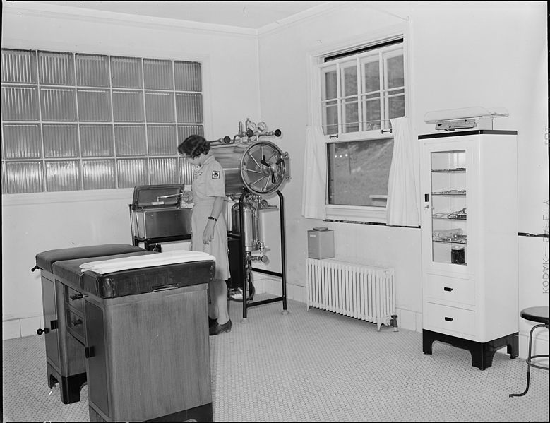 File:Operating room in company owned dispensary. Koppers Coal Div., Kopperston Mines, Kopperston, Wyoming County, West... - NARA - 540946.jpg