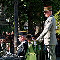 Général Dary served in the 2nd Foreign Regiment; 2nd Foreign Infantry Regiment in 1980; in Haute-Corse from 1975 to 1977 prior serving in the 2nd Foreign Parachute Regiment in Haute-Crose.