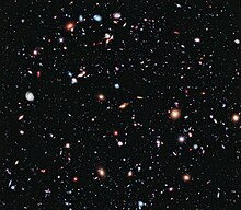 Vista de 2012 do Hubble Extreme Deep Field.