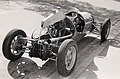 1950: Cooper Formula 500, Suspensi Belakang Independen, mesin Norton Manx di belakang pembalap..