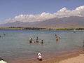 Plage sur les berges de l'Yssyk Koul