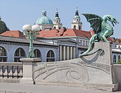 Slika:L'art nouveau à Ljubljana (9354881385) (2).jpg