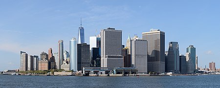 Lower Manhattan from Governors Island September 2016 panorama 1.jpg