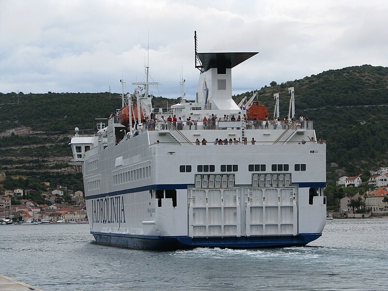 File:Petar Hektorović Jadrolinija ferry 03.jpg