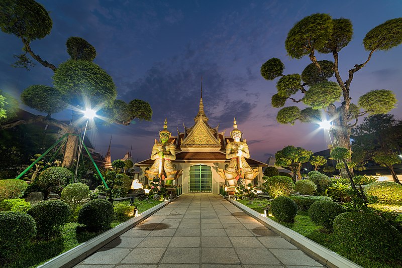 File:024-Wat Arun Ratchawararam.jpg