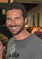 Ed Quinn interpreta Randy