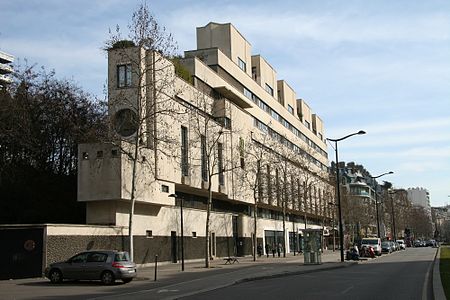 Adeilad yn y steil Paquebot neu'r steil llong, 3 boulevard Victor, Paris, gan Pierre Patout (1935)