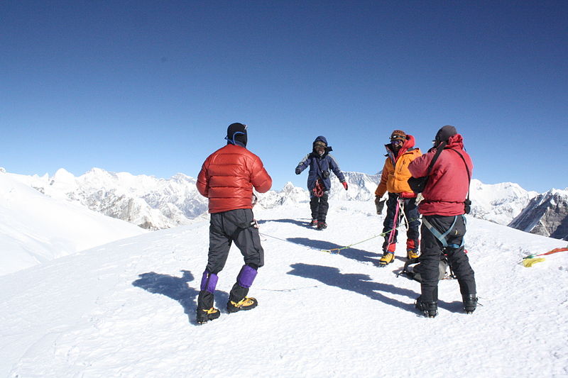 File:Mera Peak 10021.JPG