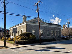 Old Post Office, Canton, NC (32845188568).jpg