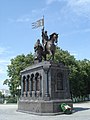 Estatua de San Vladimiro e San Teodoro na cidade de Vladímir (Rusia)