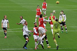 Arsenal attack! 5 (5195012316).jpg