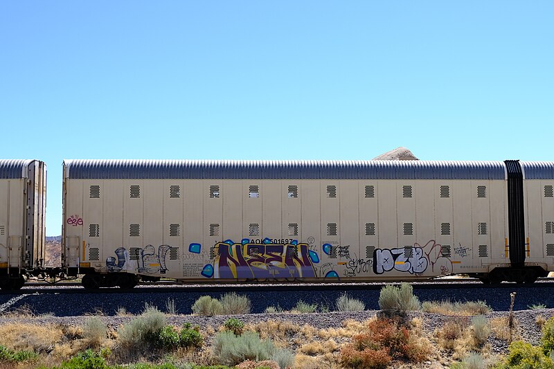 File:Freight Benching in SoCal - 8-30-2020 (50299569898).jpg