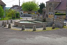 La fontaine du centre.