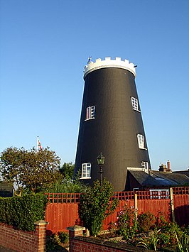 De in onbruik geraakte windmolen