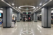 Platform of Xiaobailou Station (20200828165329).jpg