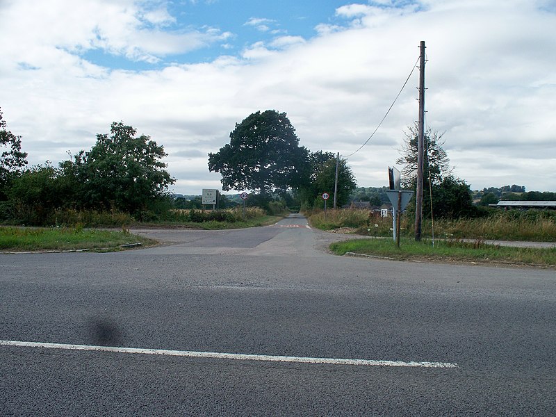 File:The road to Dorn - geograph.org.uk - 2016239.jpg