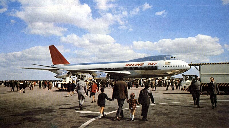 File:Boeing airplane 747 Superjet (1970).jpg