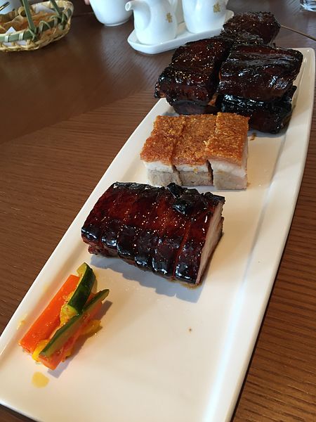 File:Char siu, siu yuk and pork ribs, Empress, Asian Civilisations Museum, Singapore - 20160203-01.jpg