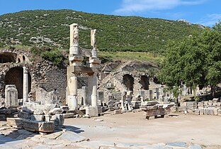 Temple de Domitien