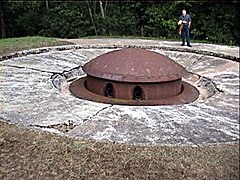 Tourelle de 135 en batterie (ouvrage du Hackenberg, bloc 9).