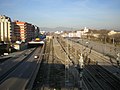 Vista elevada de l'estació per l'esquerra.