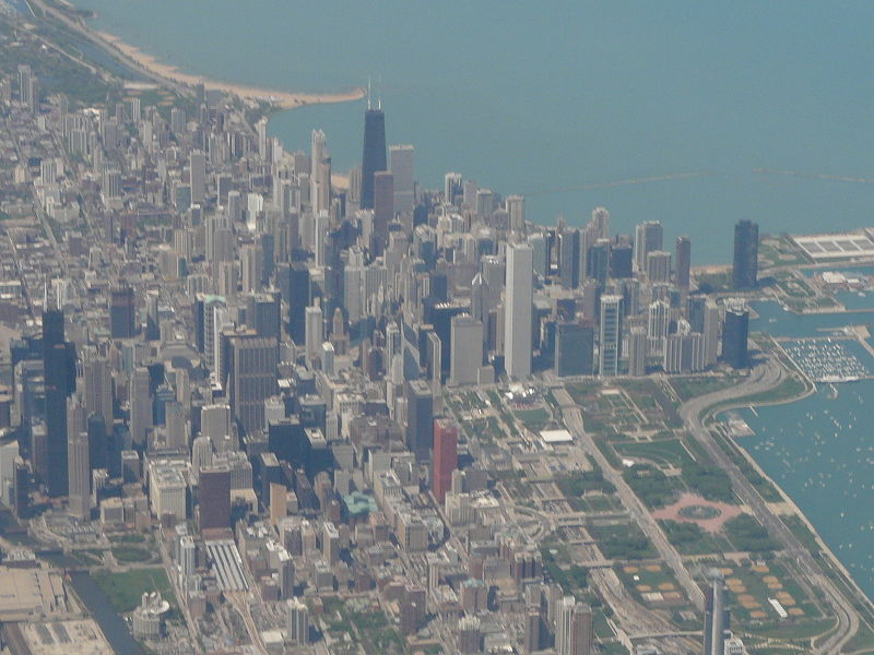 File:Chicago as seen from a commercial flight 02.JPG