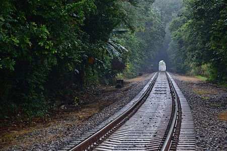 Panama Canal Railway by Kruusamägi