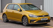 VW Golf R-Line