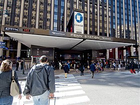 7th Avenue entrance