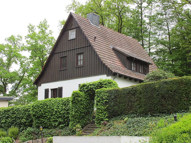 File:Am Hainberg 8, 2, Bad Hersfeld, Landkreis Hersfeld-Rotenburg.jpg