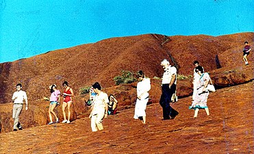 Prince Charles and Diana, The Princess of Wales returning from photo session on Uluru, March 1983
