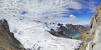 Gletscher an der Südflanke des Nevado Yanaucsha