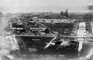 1863 photograph of the National Mall and vicinity during the Civil War, looking west towards the U.S. Botanical Garden, Washington City Canal, Gas Works, railroad tracks, Washington Armory, and Armory Square Hospital buildings.